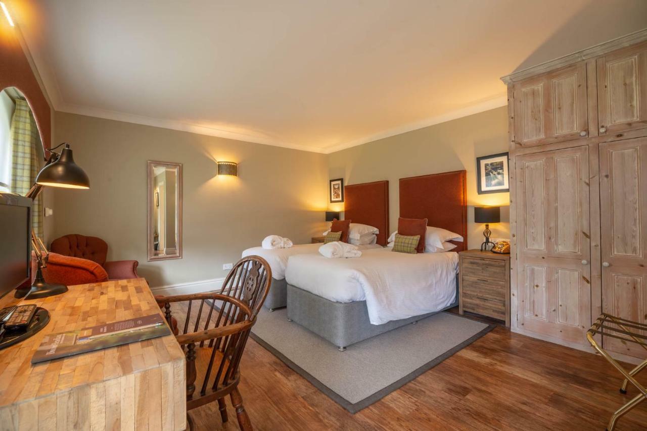 Headlam Hall Hotel エクステリア 写真